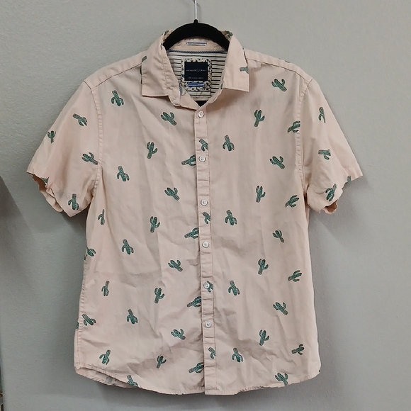 Denim & Flower Other - Denim & Flower Cactus Print Button Down Shirt - Cream